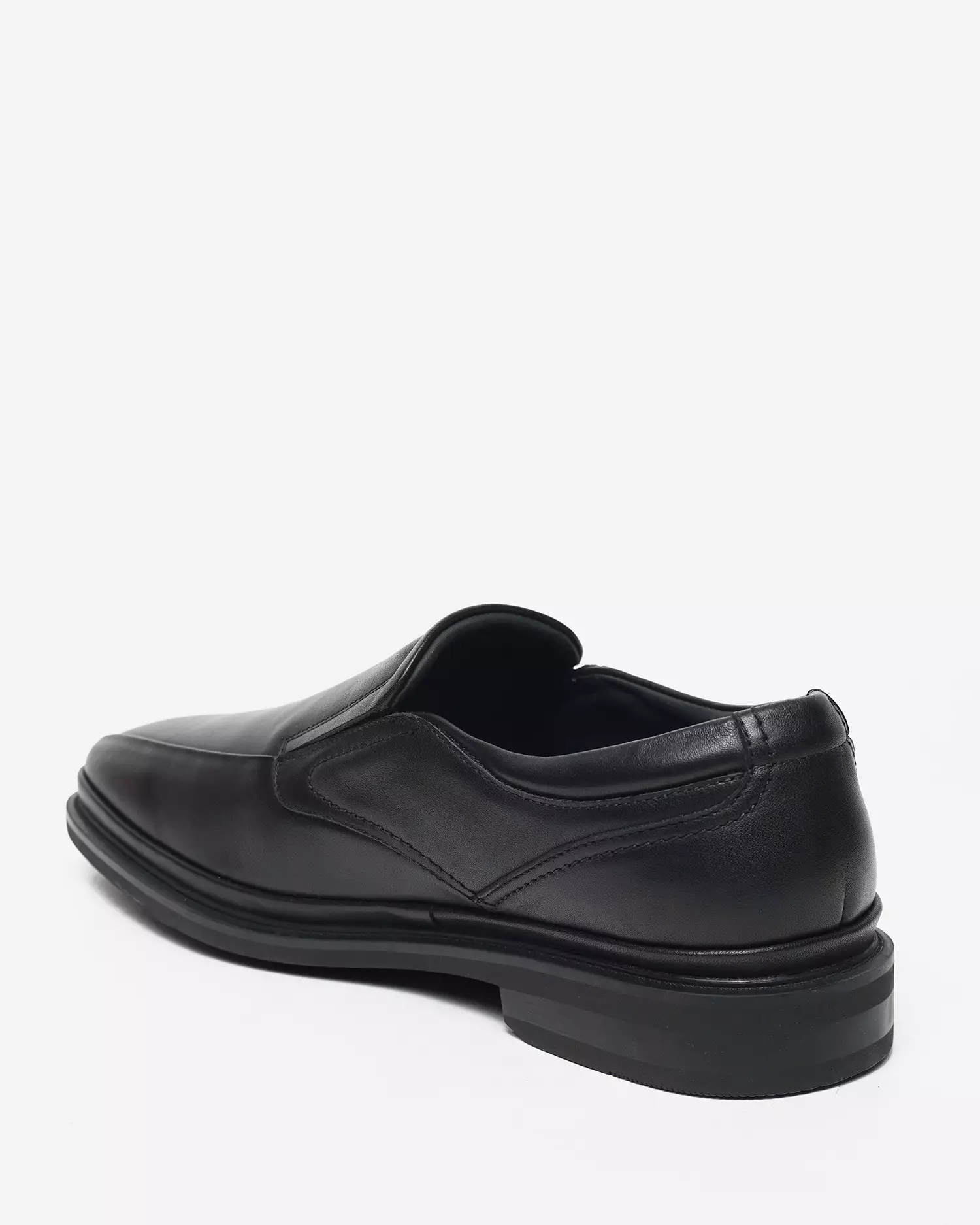 Buccheri Corvian Loafers Men Black
