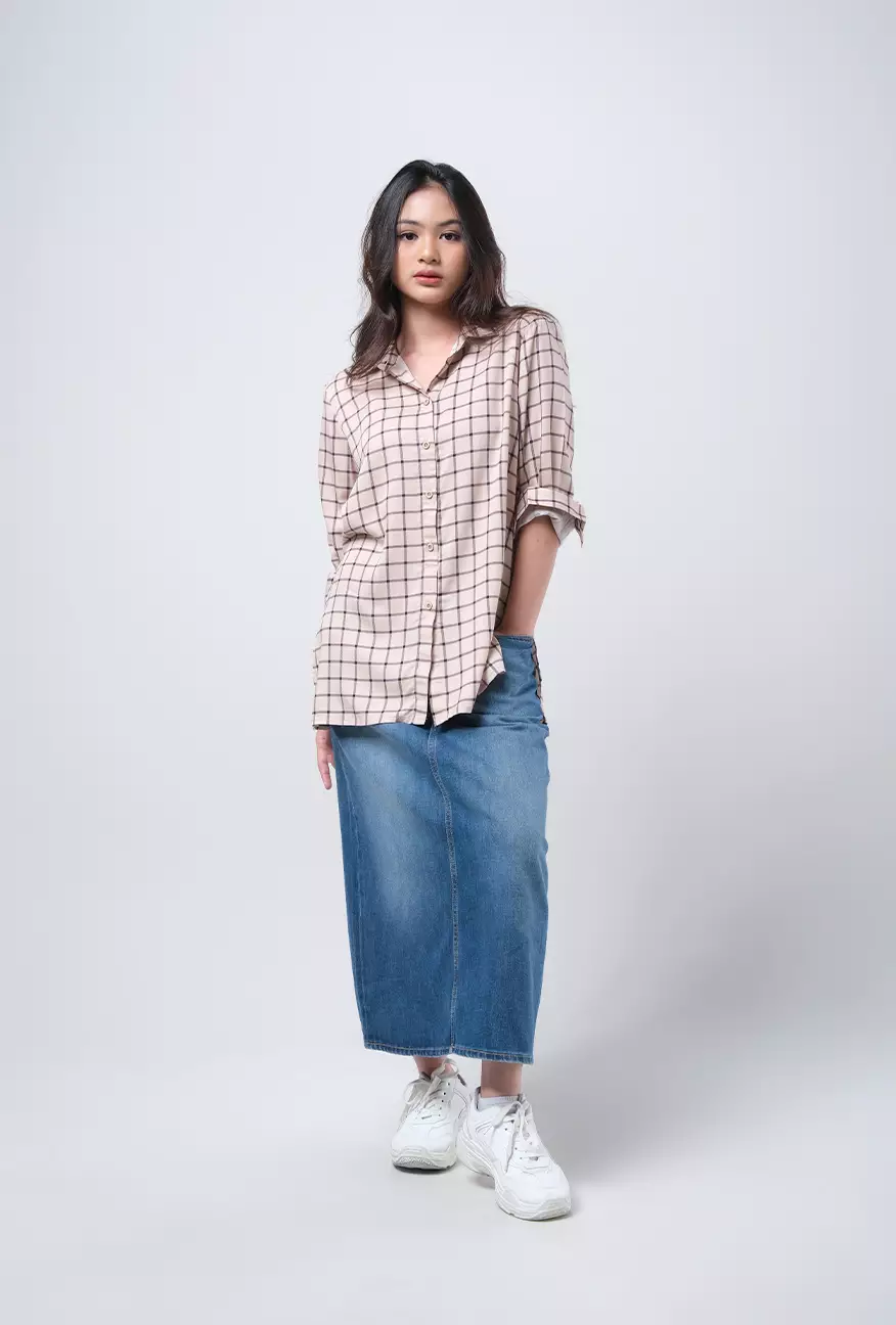 Kemeja Wanita Isyana Khaki Black