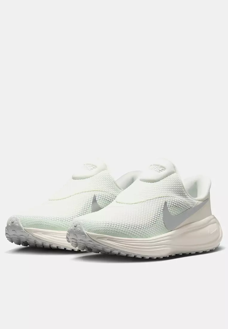 Revolution 8 EasyOn Women's Road Running Shoes