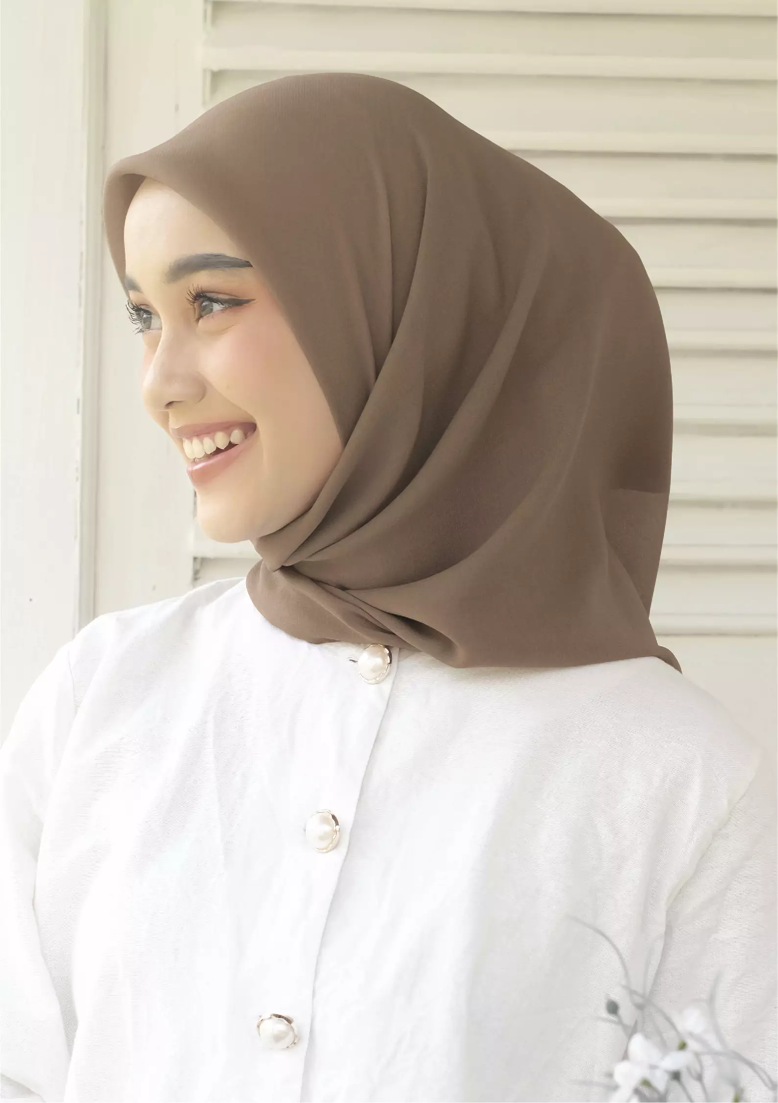 Polly Cotton (Hijab Segiempat Bella Square) Dark Brown