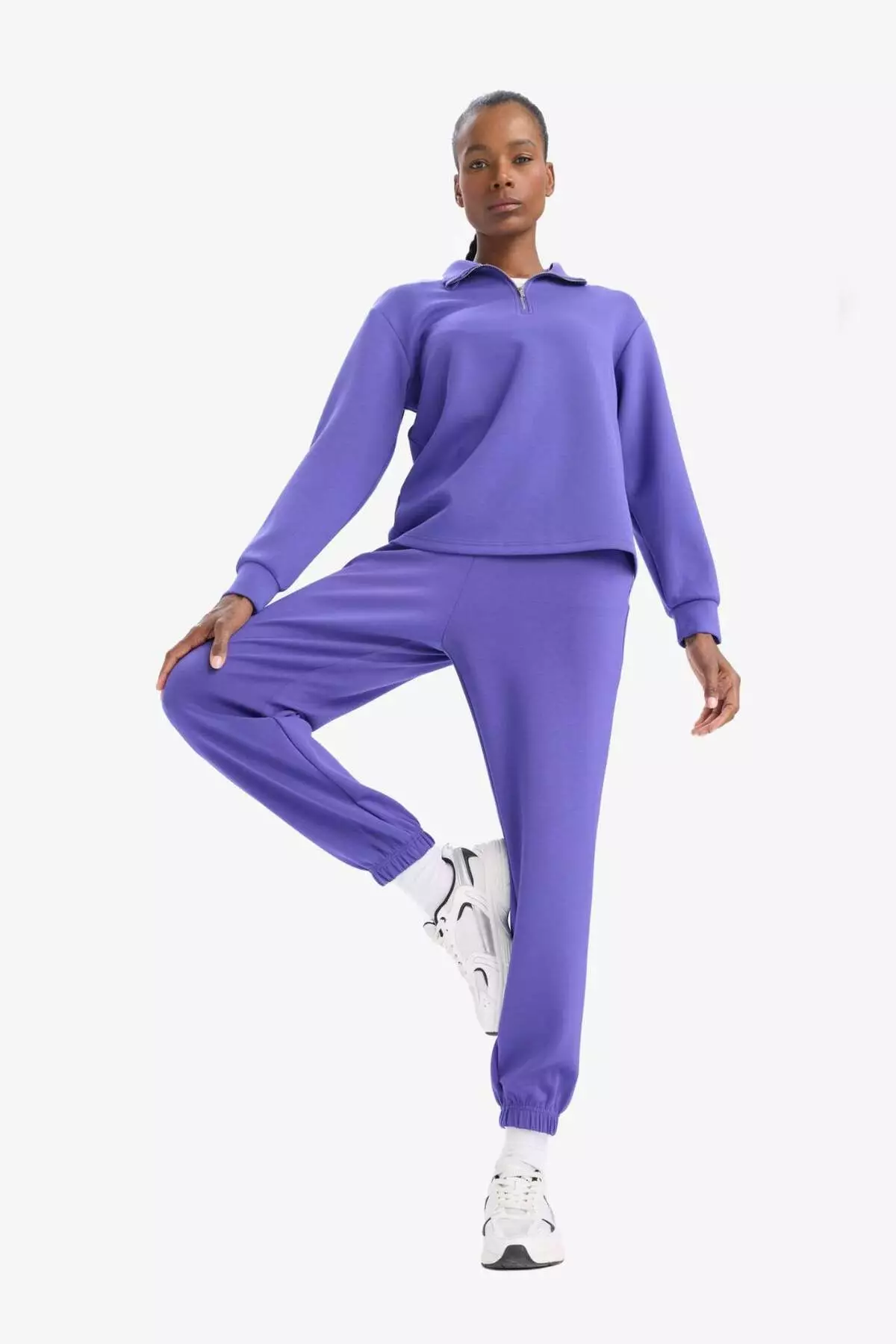 Defactofit 運動束腳褲 修身衛衣褲 標準剪裁 莫代爾纖維 雙口袋 基本款 淨色 B1794Ax25Sp