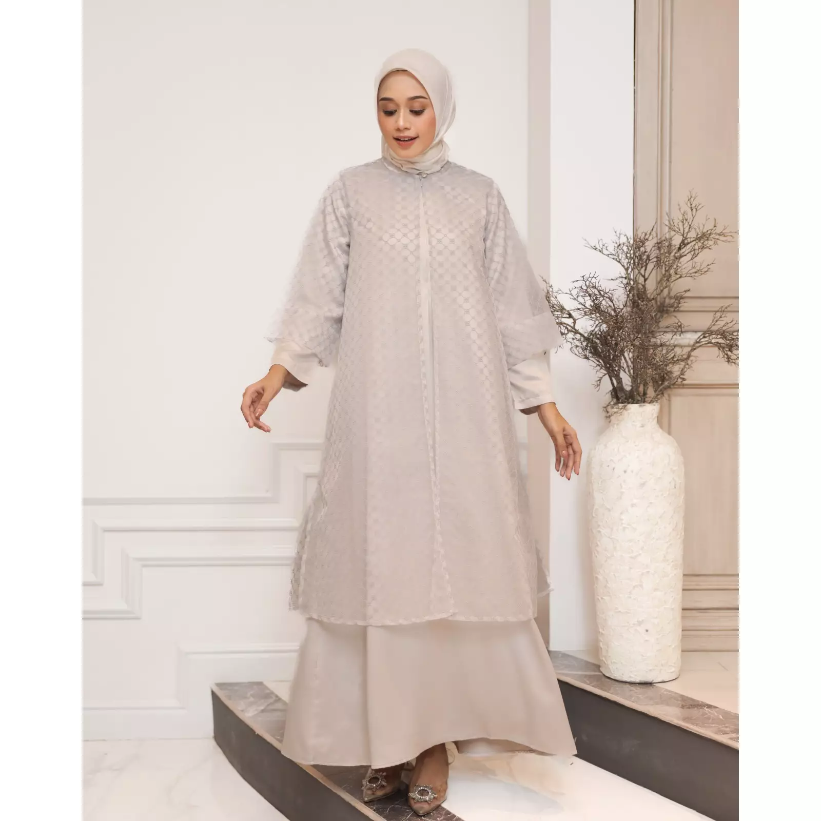 Geulis.id RAZIQA OUTER - Grey