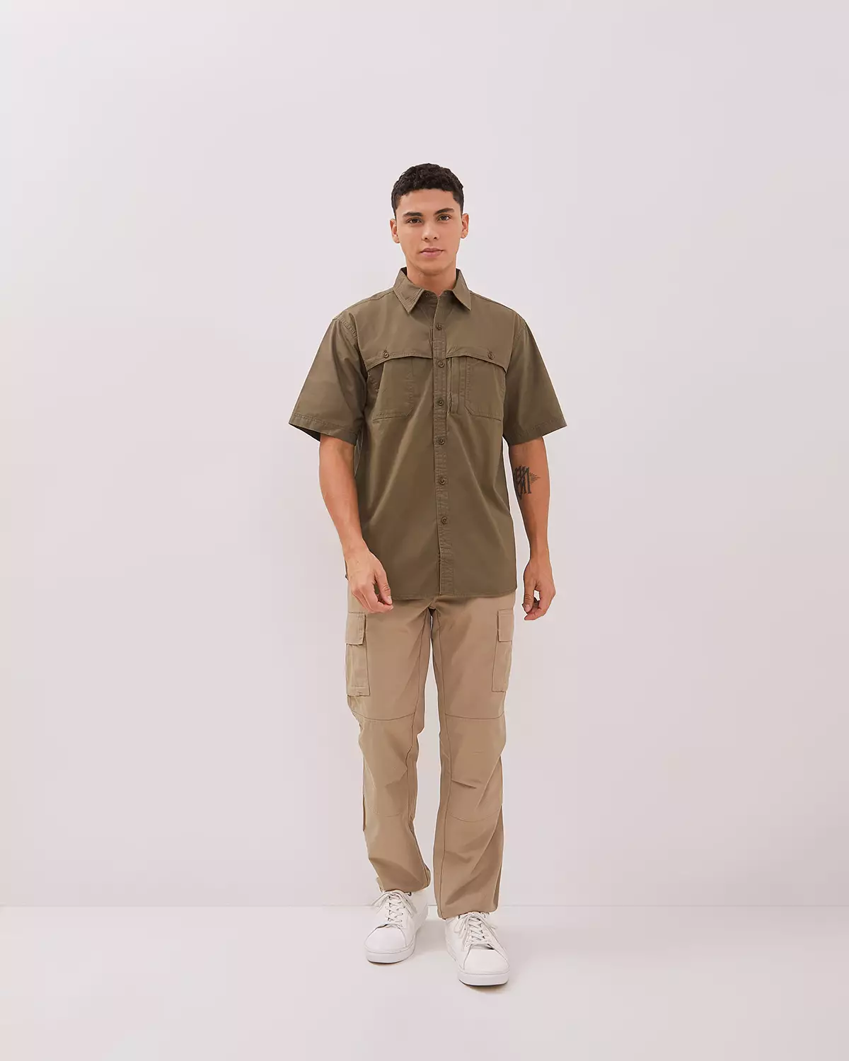 GREEN SHORT SLEEVE REGULAR SHIRT FOR MEN