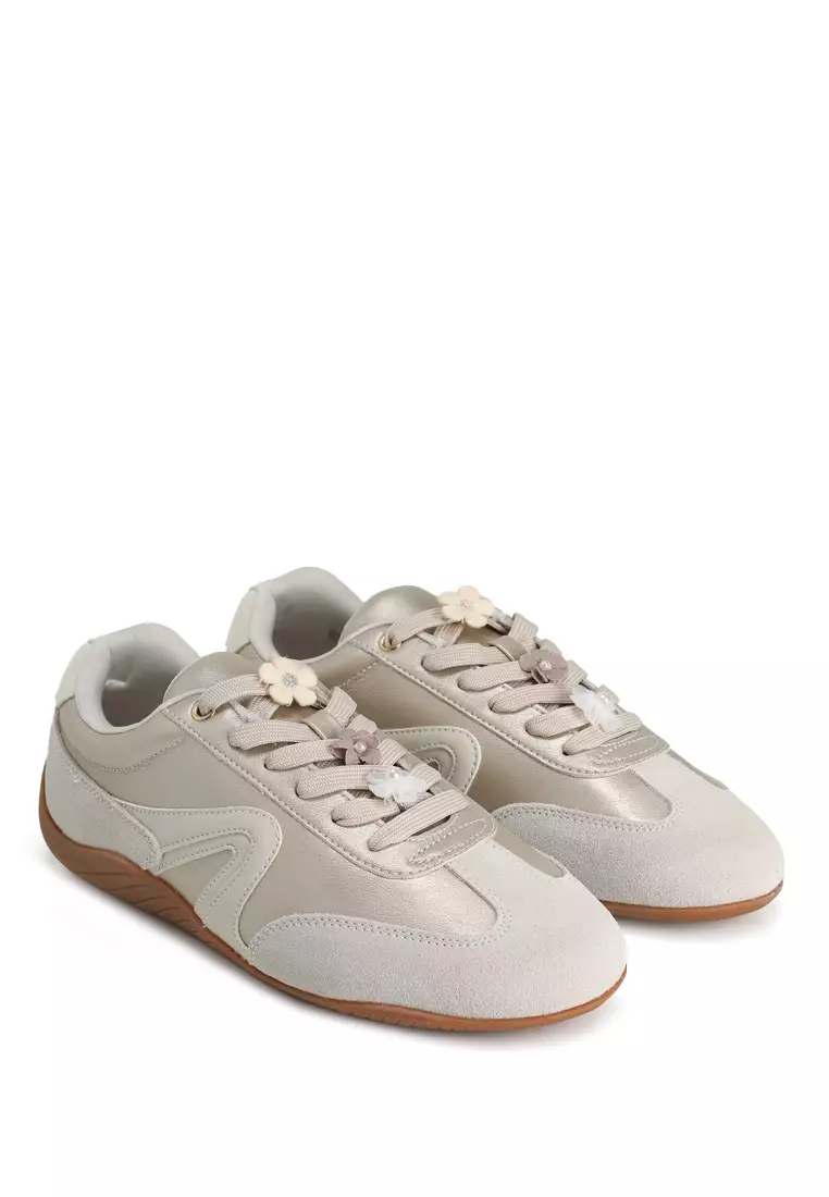Maxie Sneakers