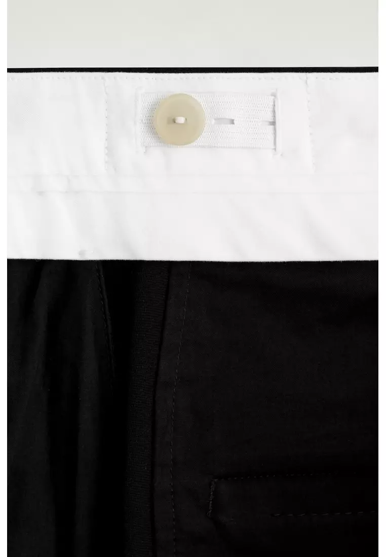 TAILORED SILK SHORTS