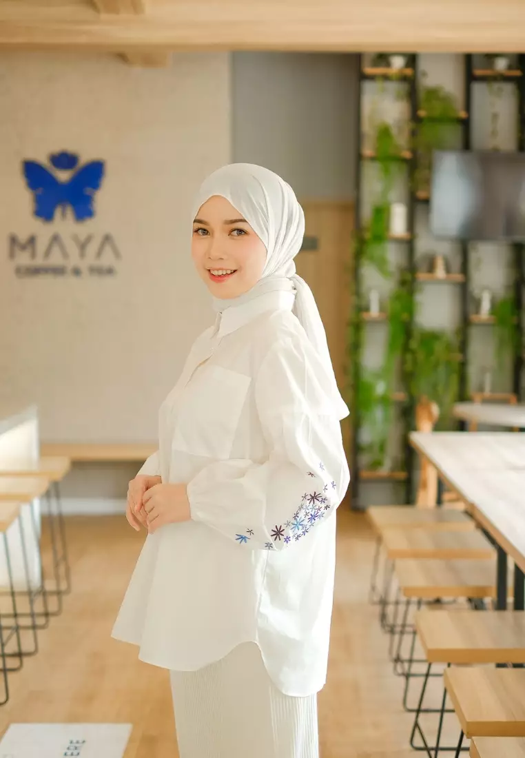 Kinaya Embrodery Top White - Blouse Atasan Wanita