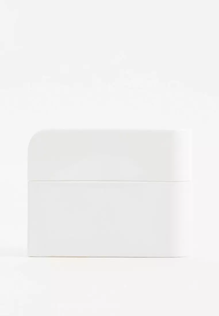 Penshoppe Signature White Eau De Toilette For Men 70ML