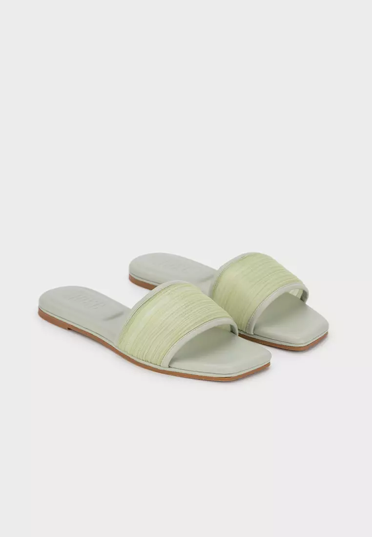 MESH PLEATED UPPER CLOUDFOAM FLAT SLIDE