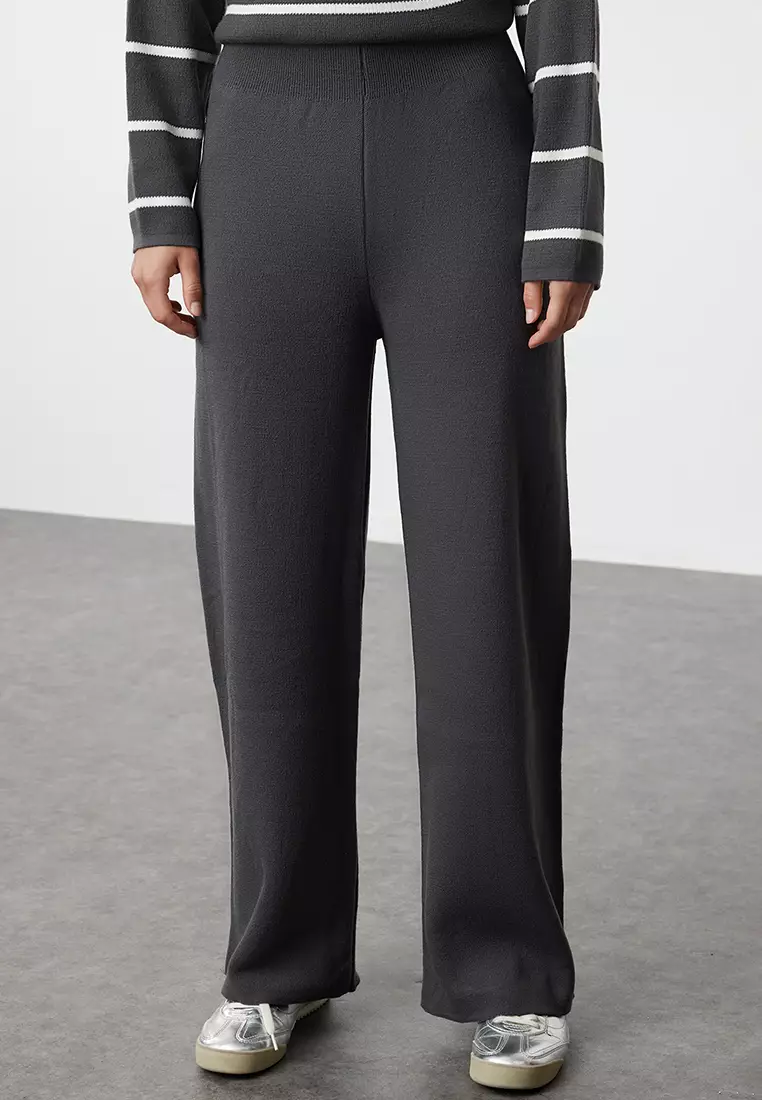 Wide Fit Anthracite Knitwear Set Zippered