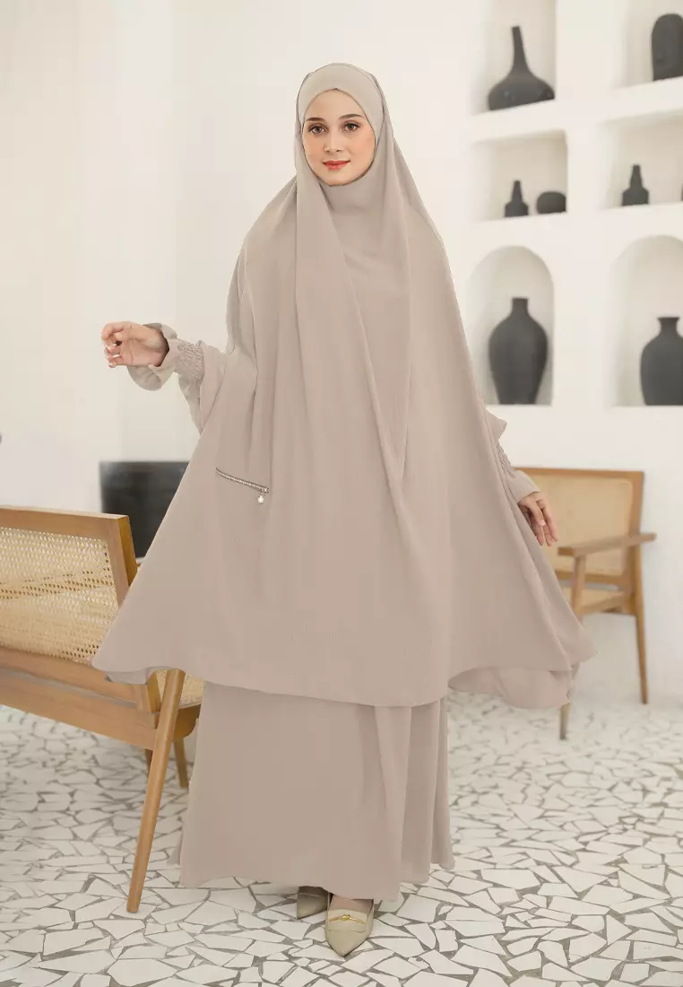 Zelena - Hifza Abaya | Set Abaya French Khimar - Bleached Sand