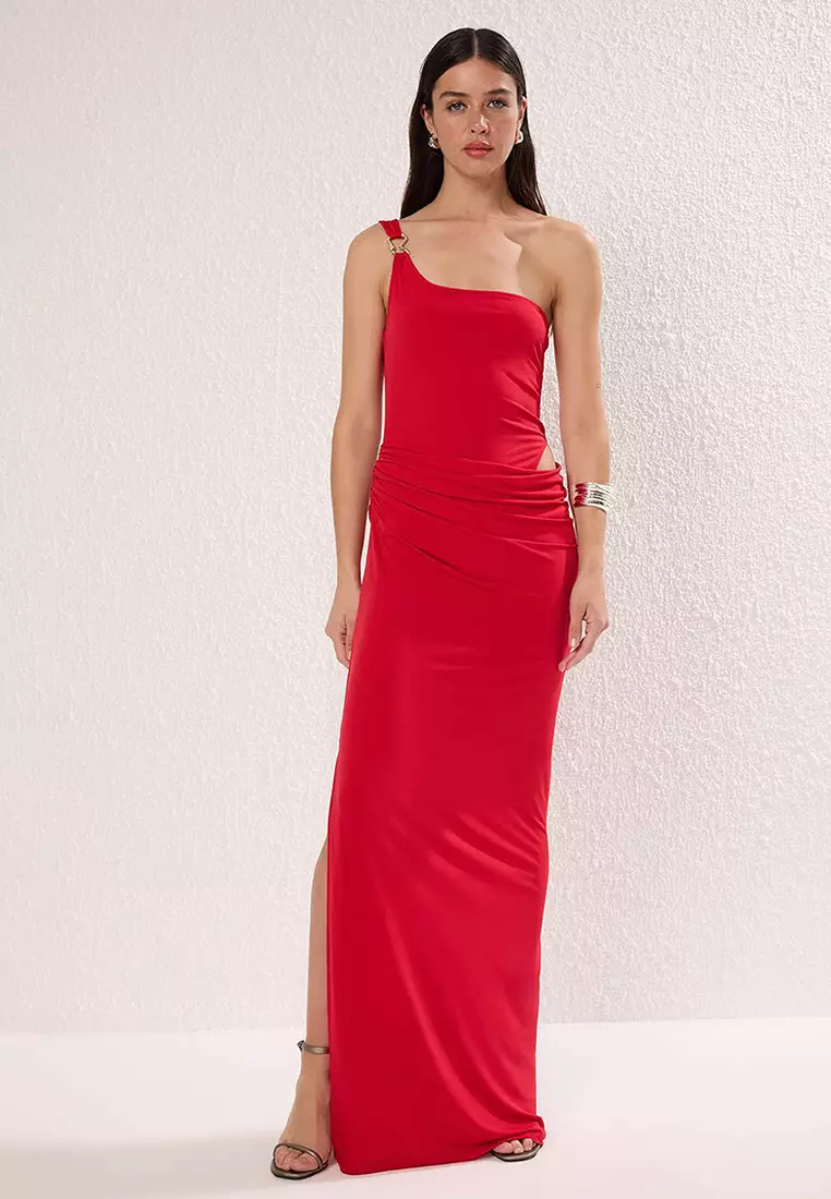 Trendyol Red Body Fitting Accessory Detail Low Back Long Evening Dress 2026  | Buy Trendyol Online | ZALORA Hong Kong