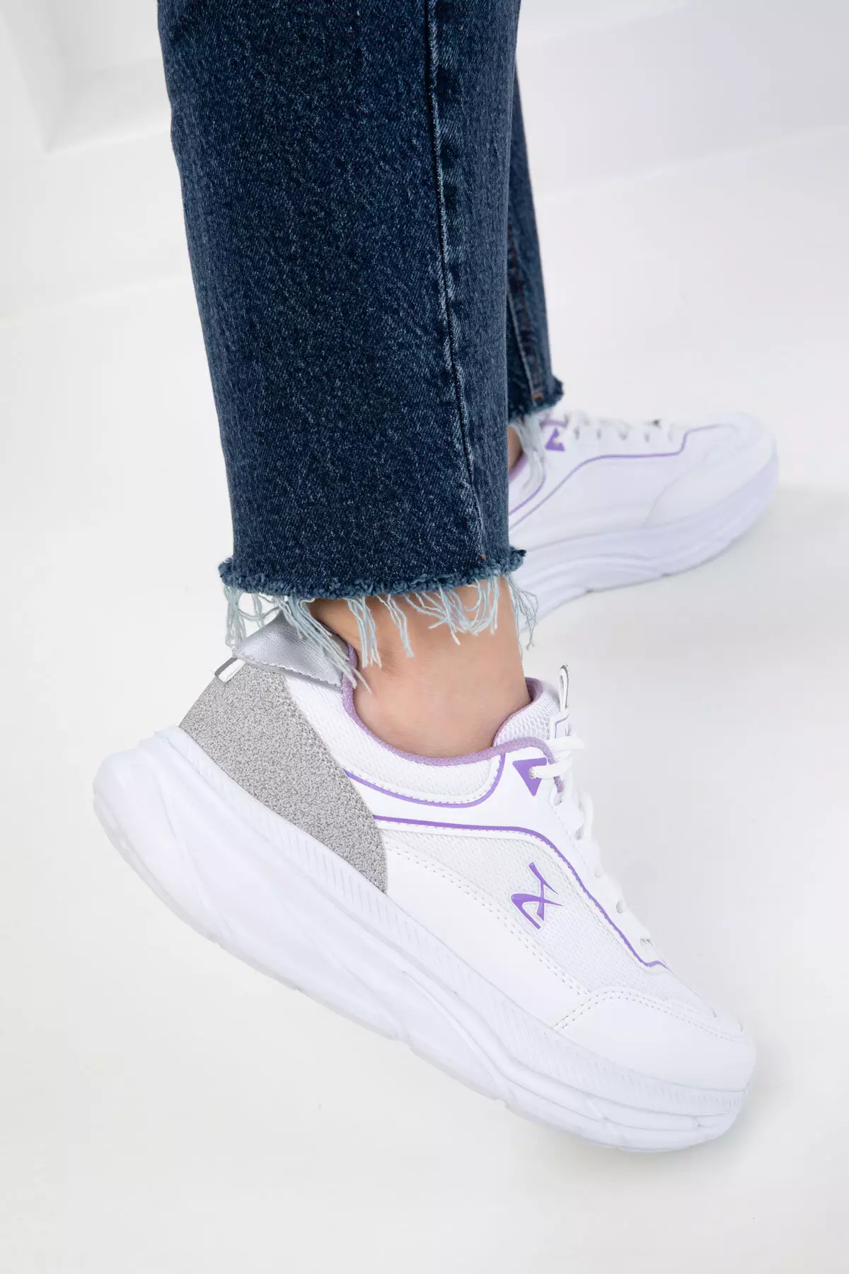 White-Lilac Women's Sneaker 20414