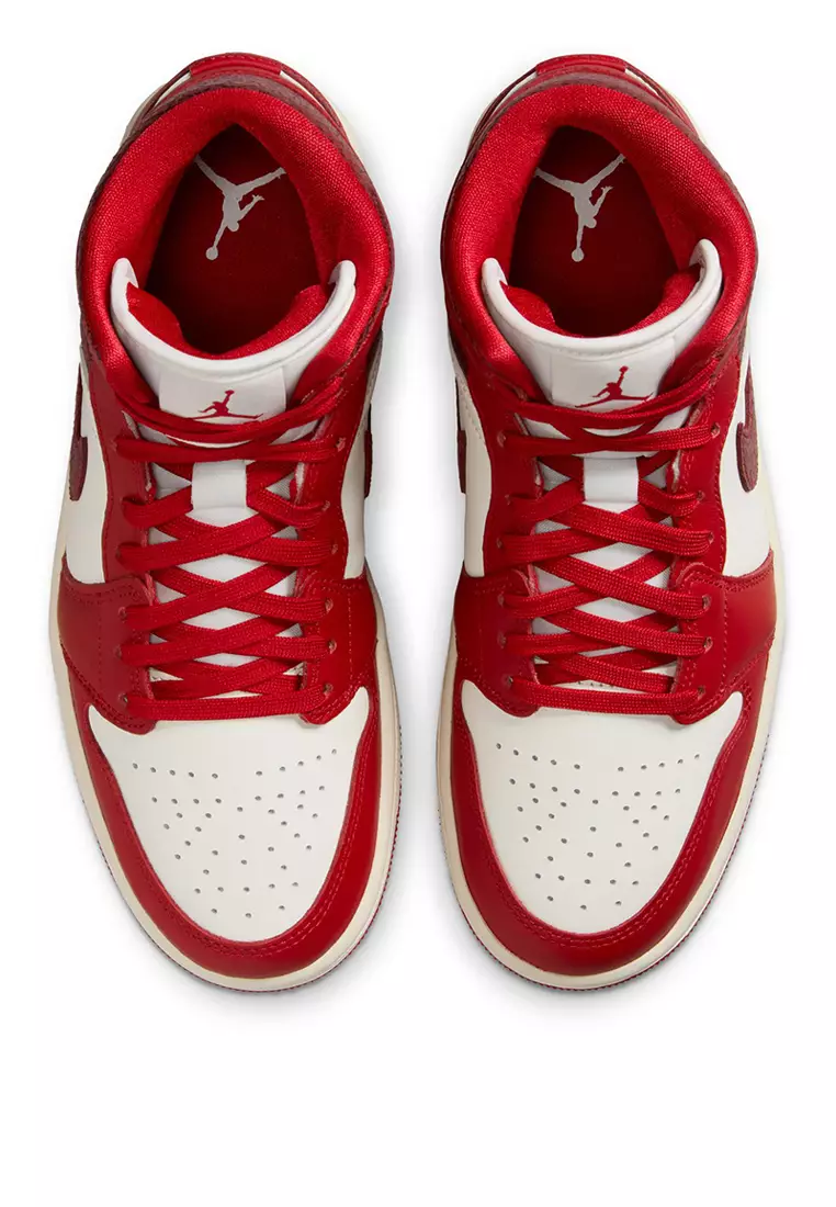 Air Jordan 1 Mid SE Shoes