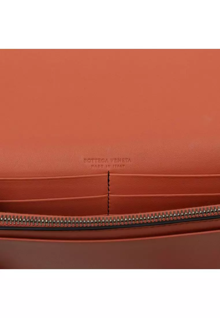 Pre-Loved Bottega Veneta Nappa Intrecciato Studded Wallet On Chain