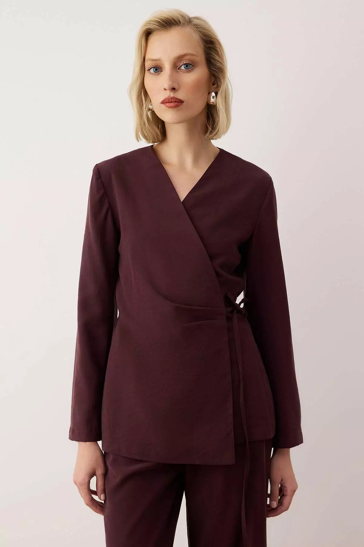 Exclusive Special Collection Plum Soft Button Double Breasted Woven Blouse Twoaw26Bz00265