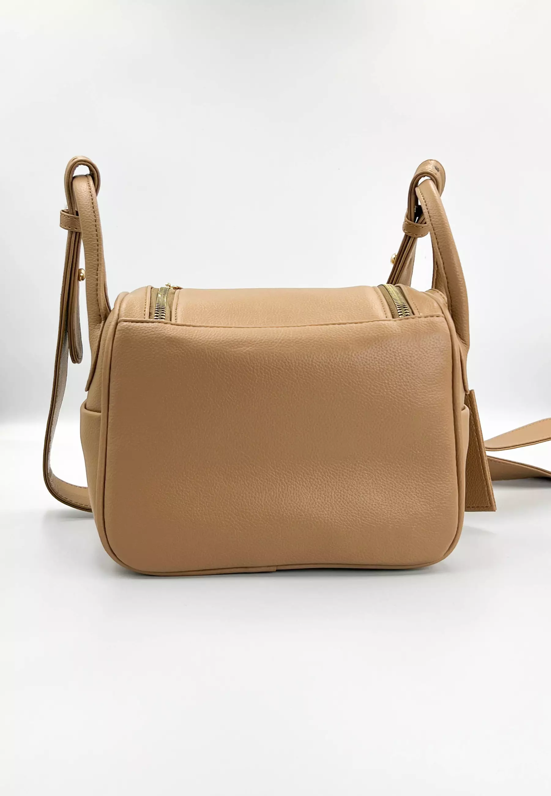 Patris Lyodra Sling Bag / Tas Wanita Selempang