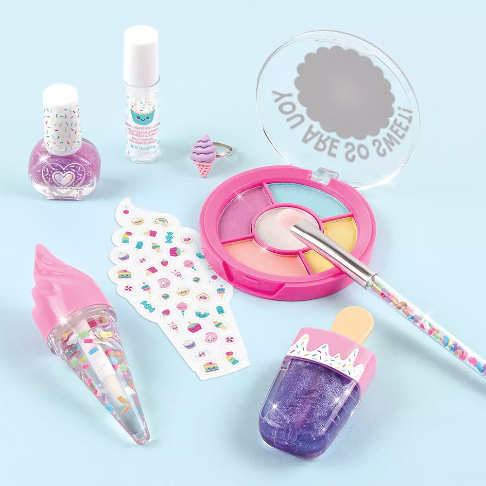 MAKE IT REAL SET COSMETIC CANDY SHOP