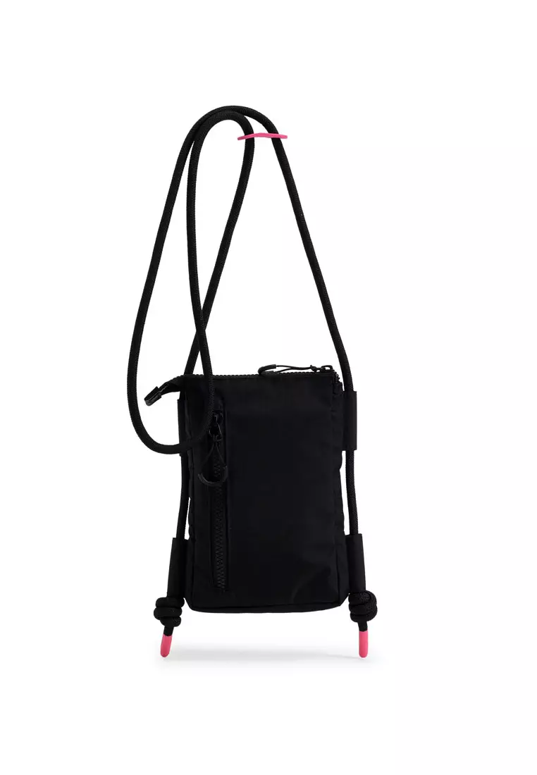HUNT☆Travel Ripstop Phone Pouch - Black TRAVEL RIPSTOP PHONE POUCH-Hunter Boots Singapore – Hunter