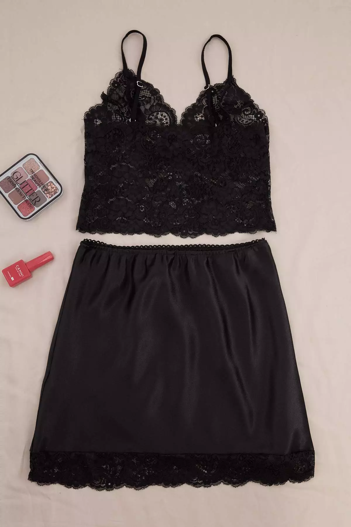 Trendyol Black Lace Detailed Skirted Satin Woven Pajama Set
