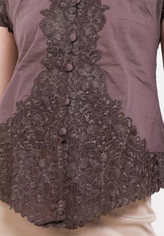 Kebaya Kutung Senada