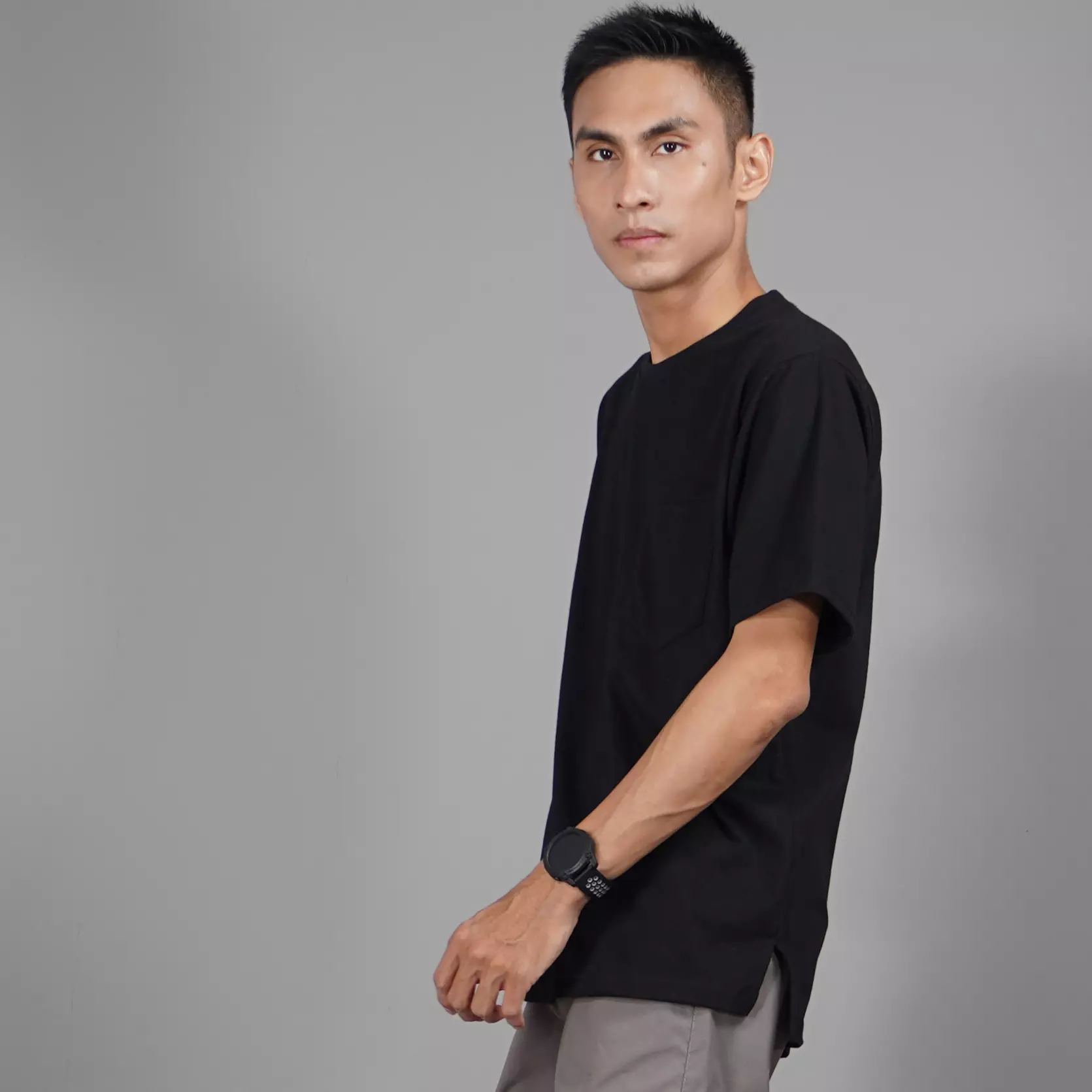  DANIEL Casual T-Shirt Pria Kaos Polos Pria Kaos Hitam Pria Oversized T-Shirt - Hitam