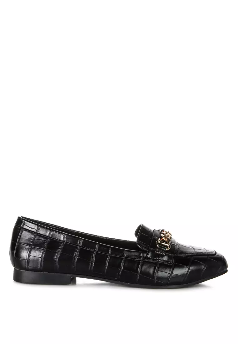 Gold hotsell chain loafers