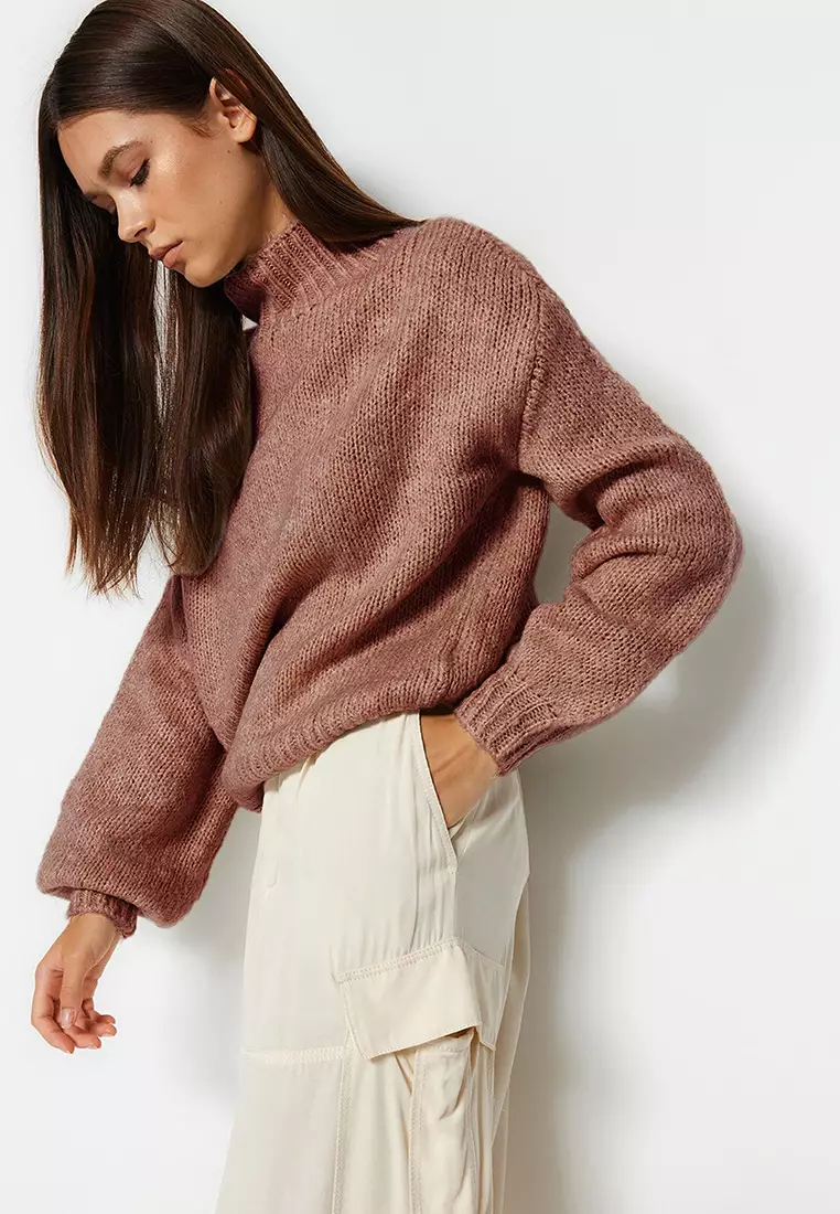 Dusty Rose Soft Texture Thick Crew Neck Knitwear Sweater TWOAW24KZ00290