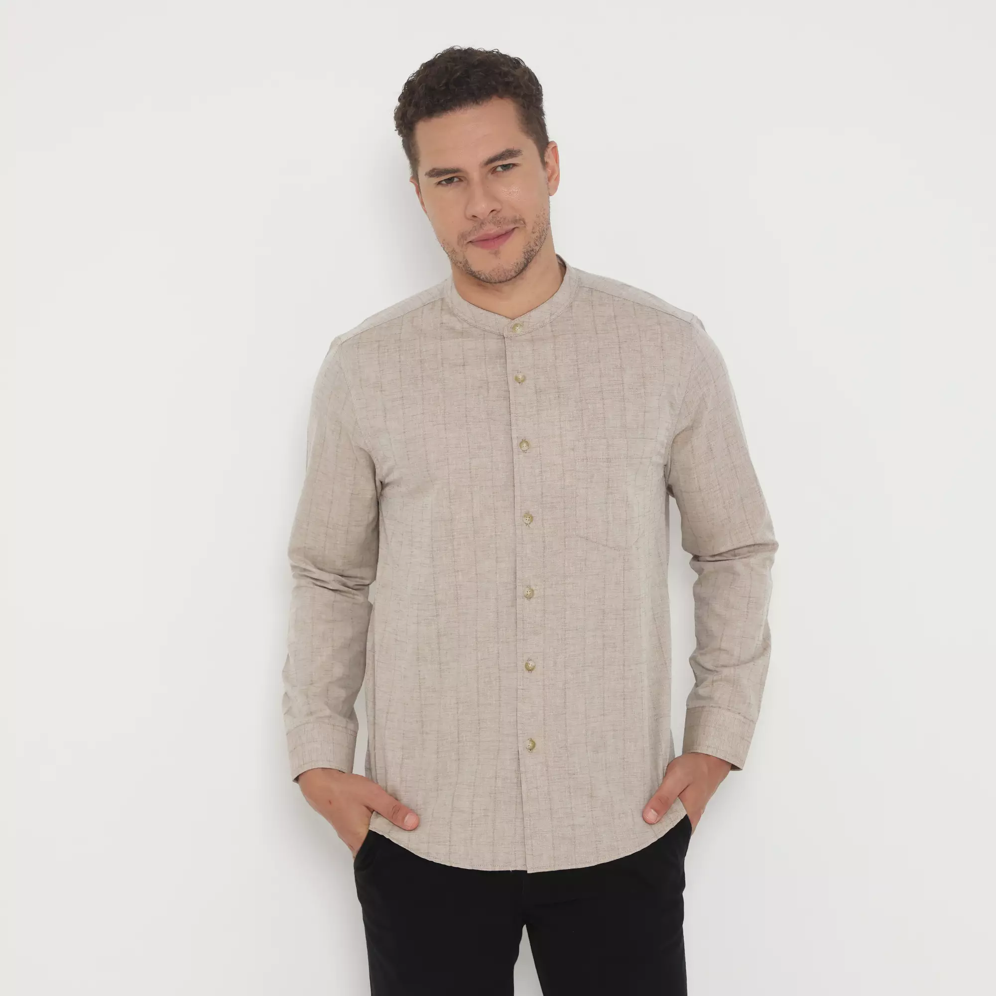 Platini Kemeja Pria Koko Shanghai Panjang Katun Light Brown 22075.28