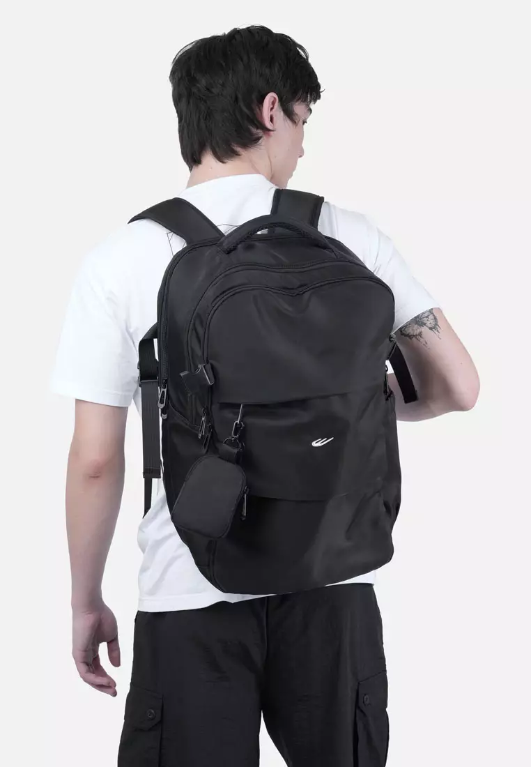 WBM Men's Travel Backpack 01