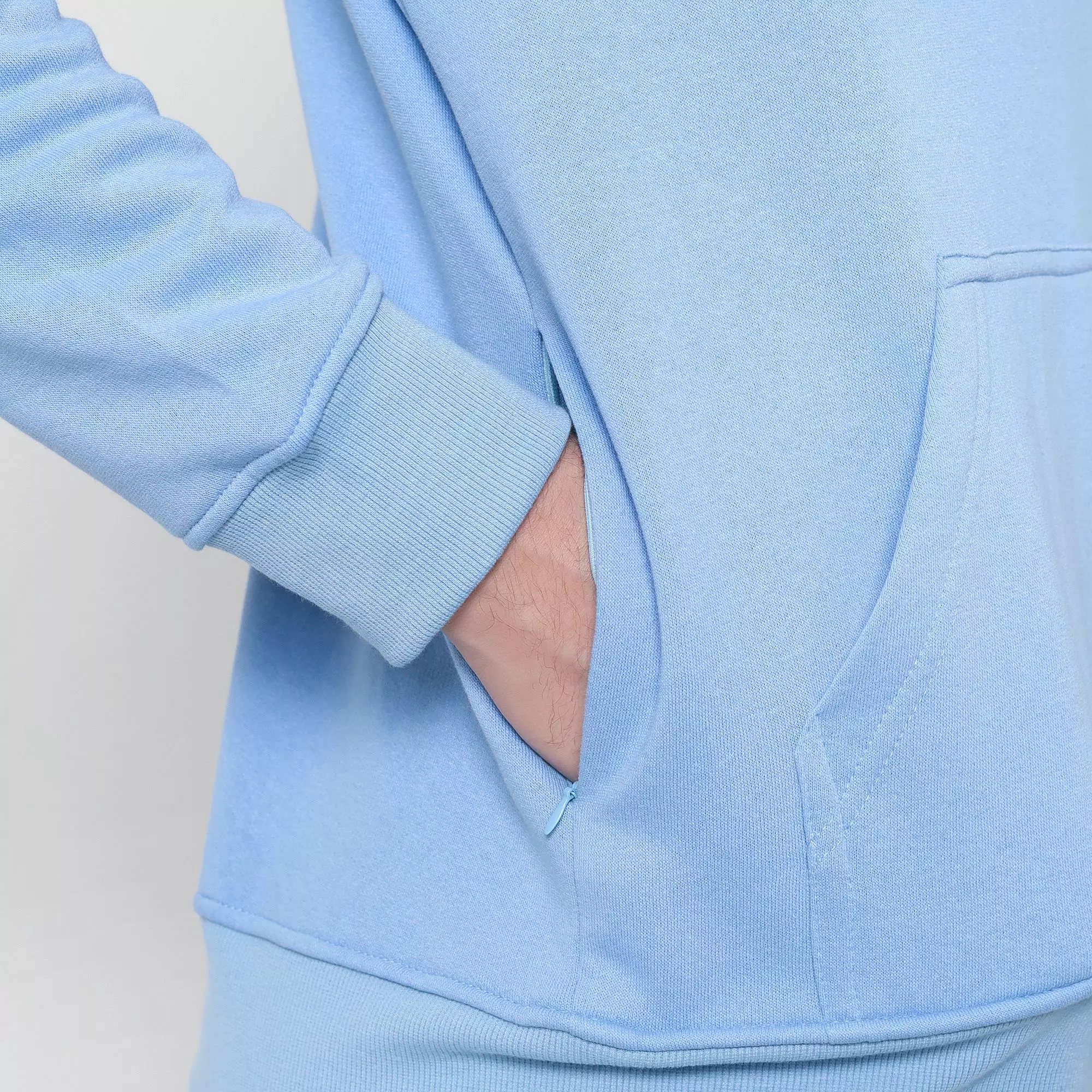 Cotton Well Cozzie Hoodie Sweatshirt with Hidden Pocket Light Blue | Jaket Pullover Fleece dengan Kantong Tersembunyi Biru Muda