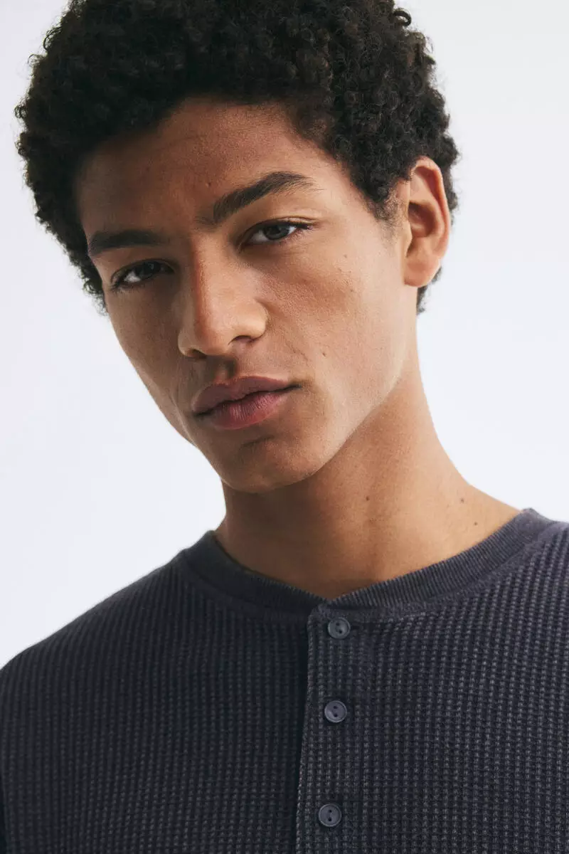 Regular Fit Waffled henley top