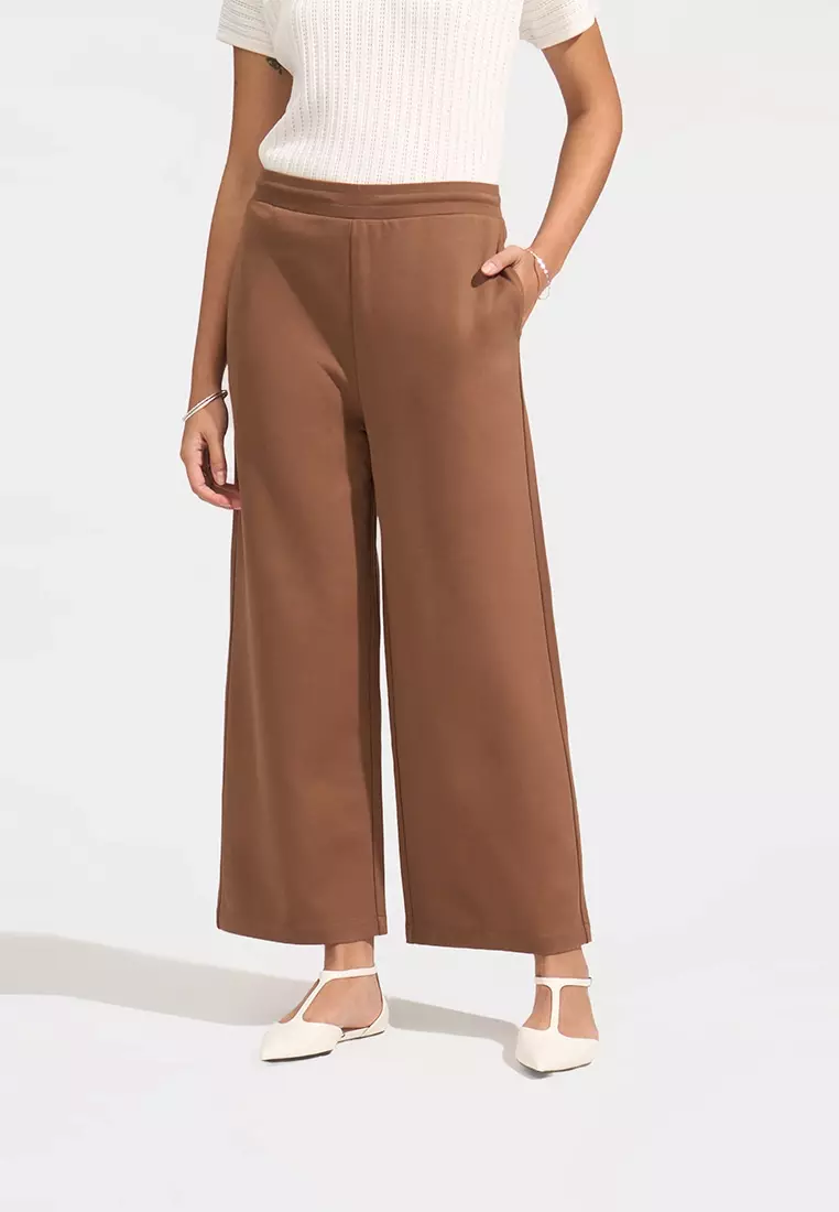 Cozy: Straight Pull Up Trousers