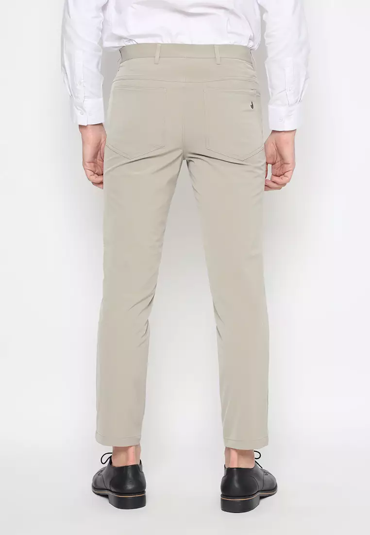 Jobb Active Travis Celana Panjang Modern Slim Fit Light Khaki 3