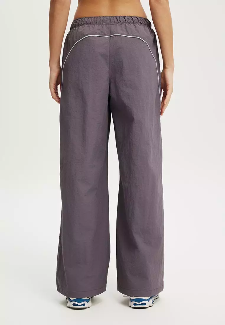 Off Side Woven Sweatpants