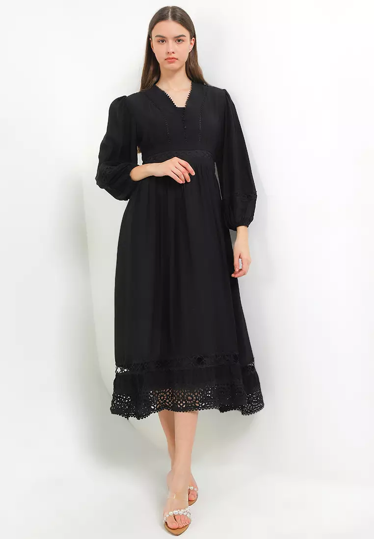 L/S Lace Trimmed Tier Maxi Dress