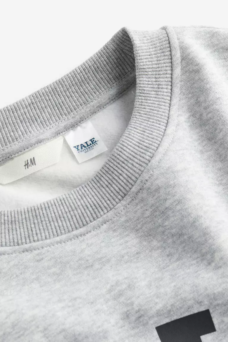 H&m motif detail sweatshirt clearance
