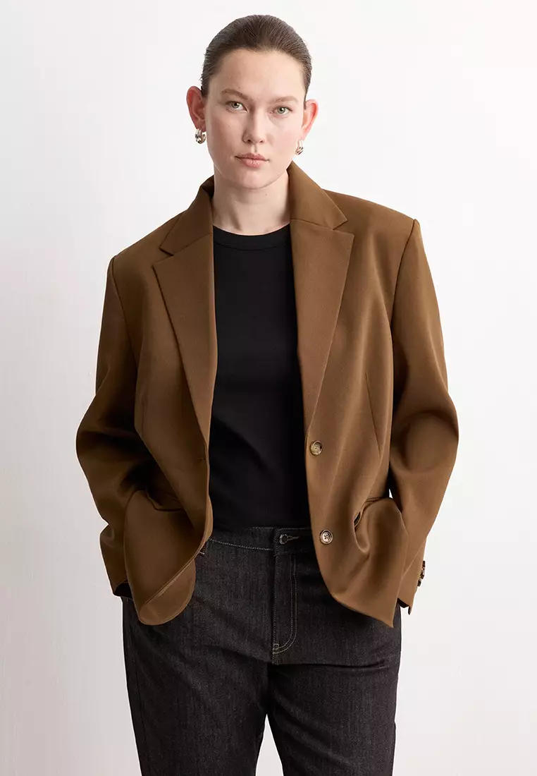 Straight Flap Pockets Blazer