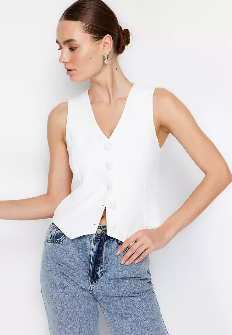 White Fitted Fitted Buttoned Crop Woven Vest