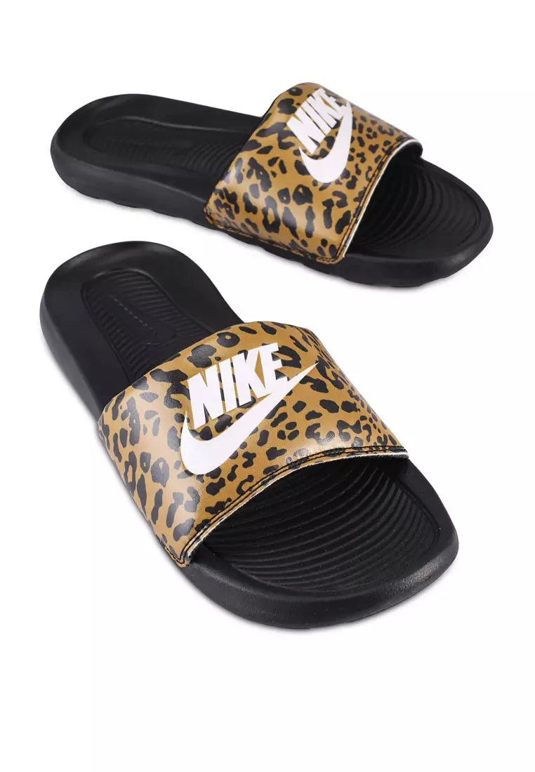 Nike Victori One Slide Cheetah Nike Slides Nike Victori Slide In