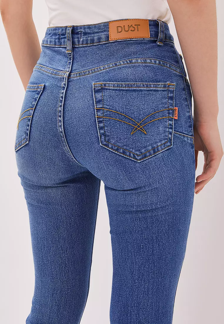 DUST Celana High Rise Bootcut Jeans Kalula Light Blue (D. 31317)