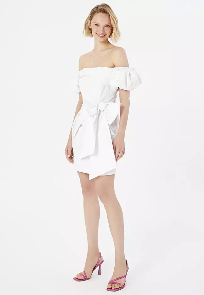 White mini off discount the shoulder dress