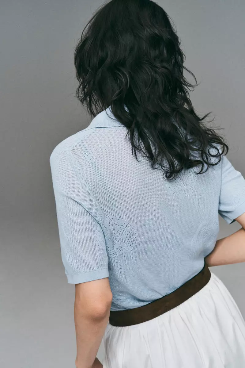 Collared top