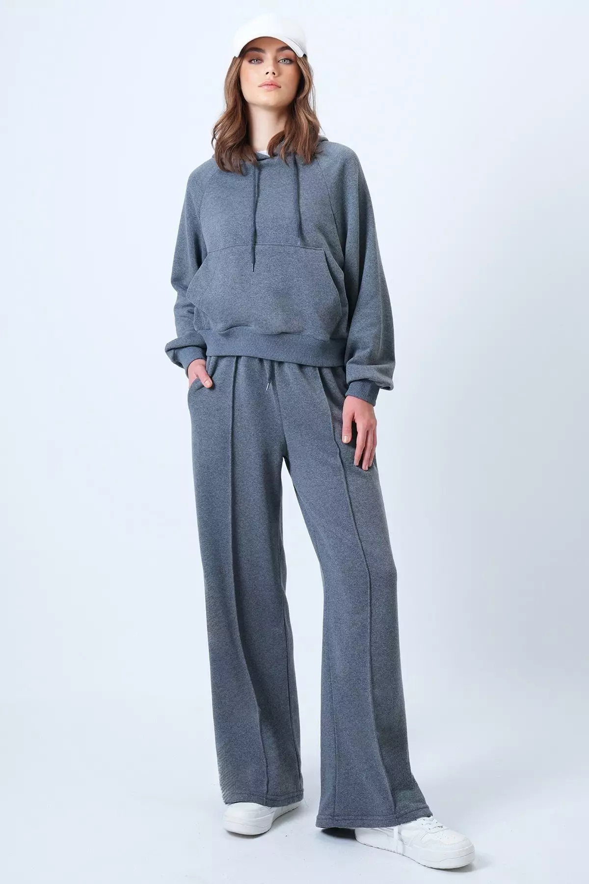 Anthracite Hooded Cropped Sweatshirt With Kangaroo Pocket And Comfortable Cut Trousers Bottom Top Set A