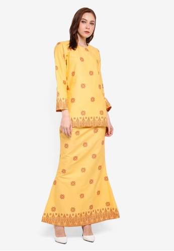 Cotton Modern Kurung With Songket Print (Tabur) from Kasih in orange and Yellow