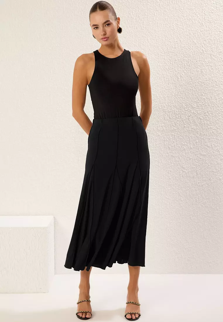 Black Stitch Detail Godeli Flexible Maxi Knitted Skirt