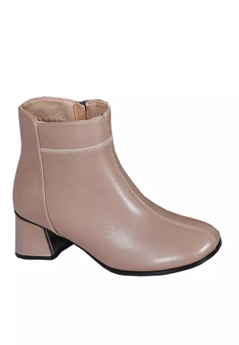 Discount on Twenty Eight Shoes  shoes - SKU: VANSA Fashionable Cow Leather High Heel Short Boots VSW-B5716350.H
