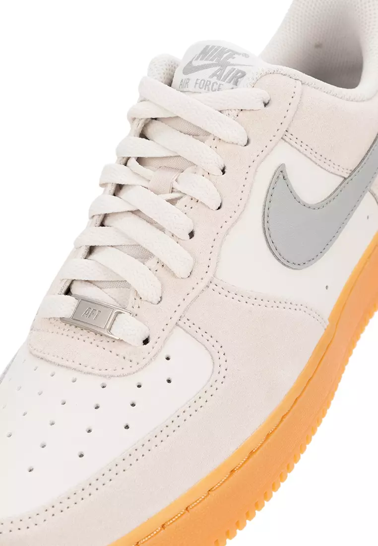 Nike Air Force 1 '07 Lv8