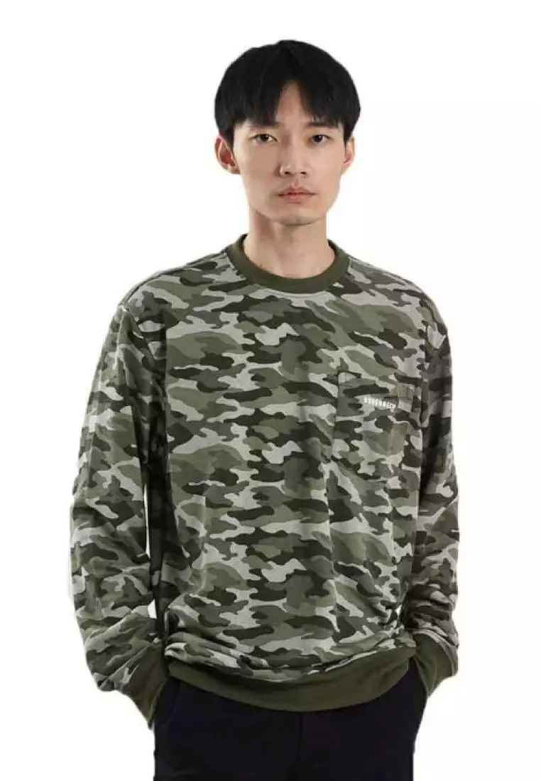 Mens camo discount crewneck sweatshirt