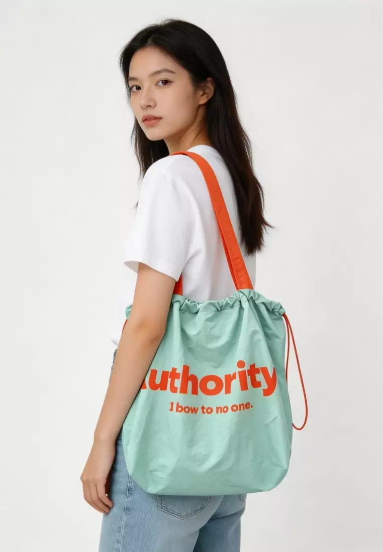 Korean-style minimalist and versatile letter print tote bag CA26041071GR