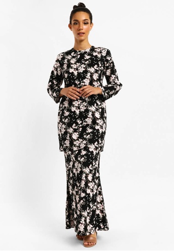 Kurung Angelina D-07 from BETTY HARDY in Black and Multi